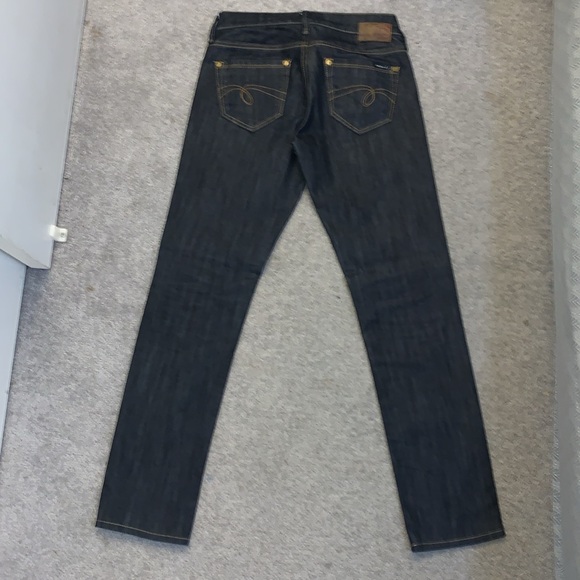 Mavi dark denim jeans in like new condition. Size 27 - Picture 2 of 8